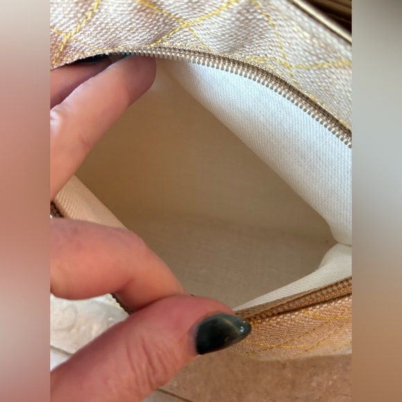 Vintage Warren Reed shoulder bag with gold bead accents in excellent condition! - Picture 6 of 12